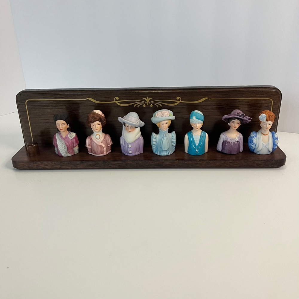 Vintage Avon Fashion Silhouettes American‎ Fashion Thimble Set with Wood Shelf